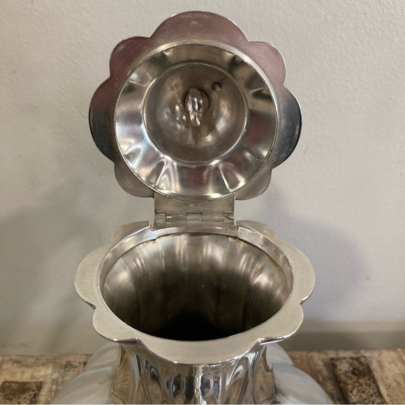 Vintage 1957 Reed & Barton Silver Plated Coffee Tea Pot #1795 Winthrop Pumpkin - Picture 8 of 15